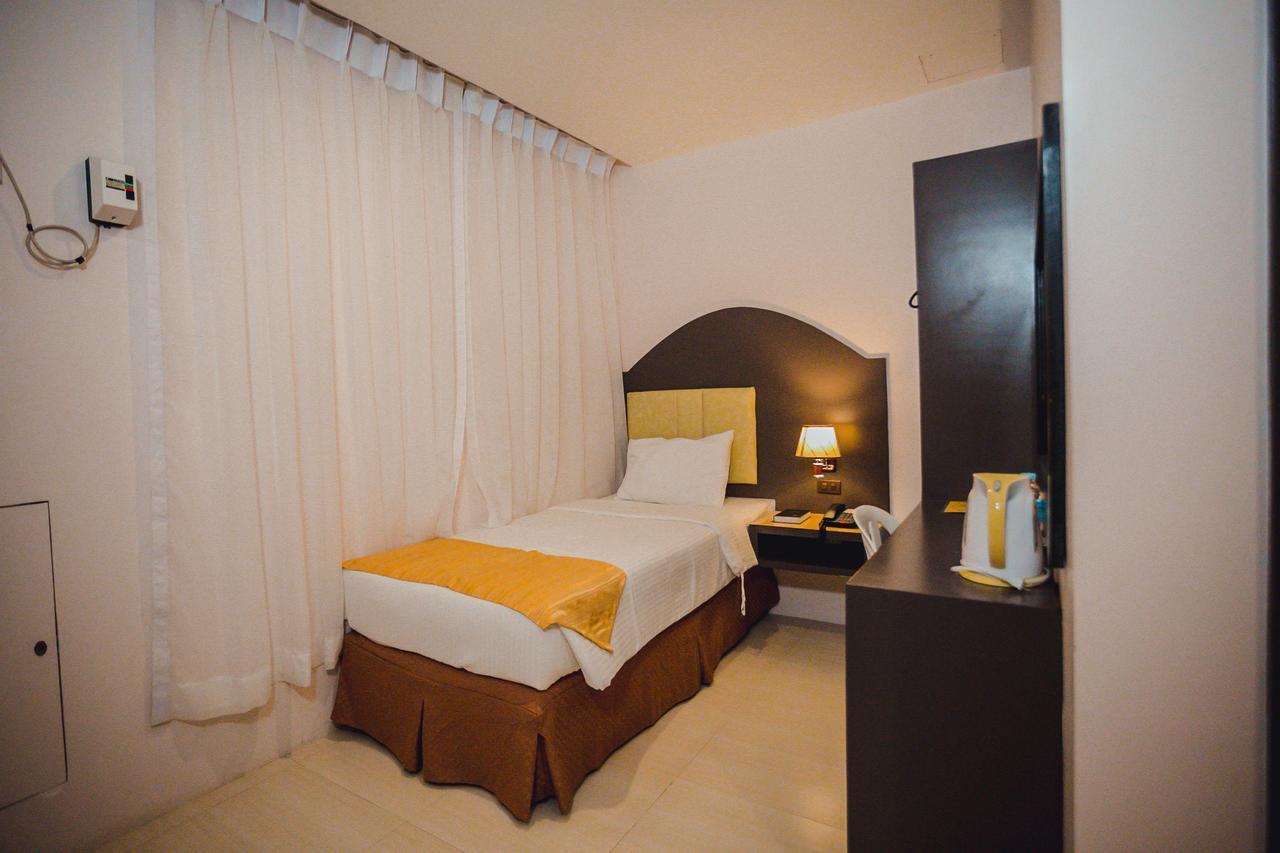 Butuan Grand Palace Hotel Butuan City Екстер'єр фото