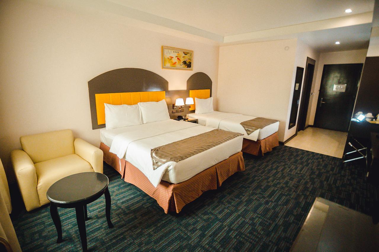 Butuan Grand Palace Hotel Butuan City Екстер'єр фото