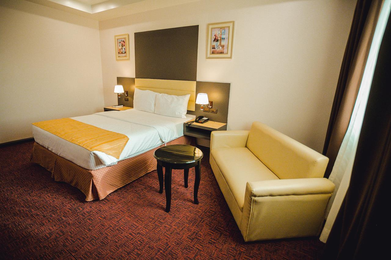 Butuan Grand Palace Hotel Butuan City Екстер'єр фото
